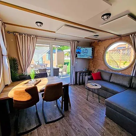 Hotel Seaside-resort *